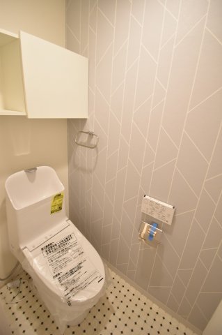 トイレ　別部屋写真参考
