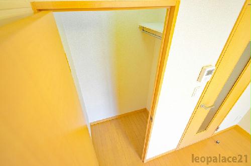 収納　同タイプの物件写真となります（2階はじゅうたん）