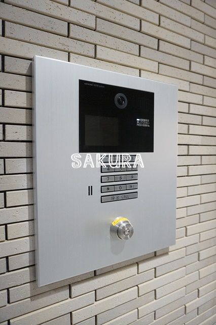 セキュリティ　不審者、勧誘員をシャットアウトできるオートロックです♪