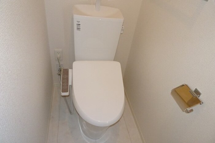 ミラフローレスのトイレ写真