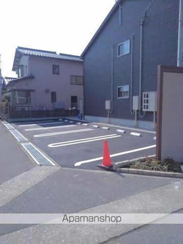 北陸新幹線 金沢駅 バス乗車時間：19分 最寄りバス停で下車 徒歩6分 2階建 築8年のその他写真