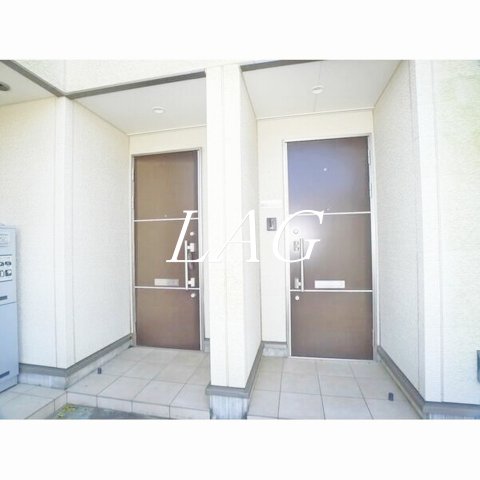 ＪＲ総武線快速 津田沼駅 徒歩6分 2階建 築10年の玄関写真