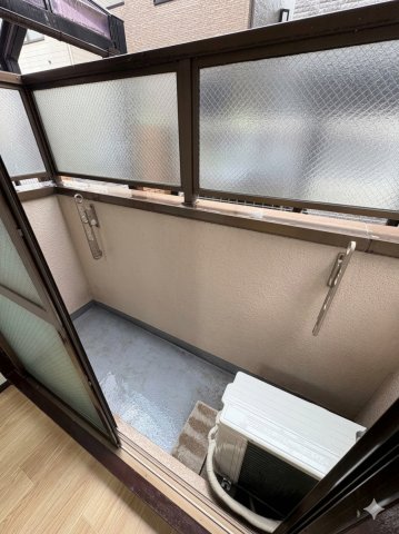 東武東上線 中板橋駅 徒歩5分 3階建 築33年の内装写真