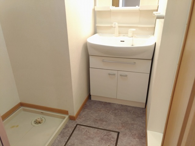 洗面設備　※別号室の参考写真です※