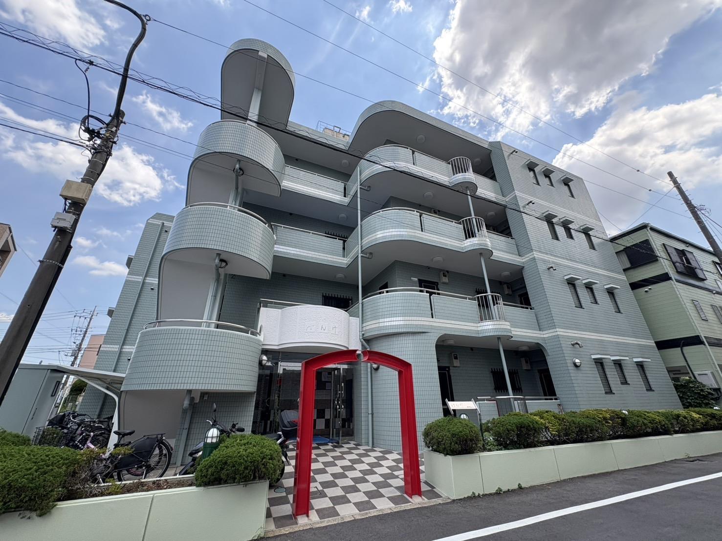 ＪＲ京浜東北線 浦和駅 徒歩13分 4階建 築36年の外観写真