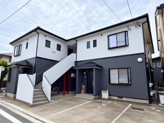建物外観　新しく生まれ変わった、家族の住まい。