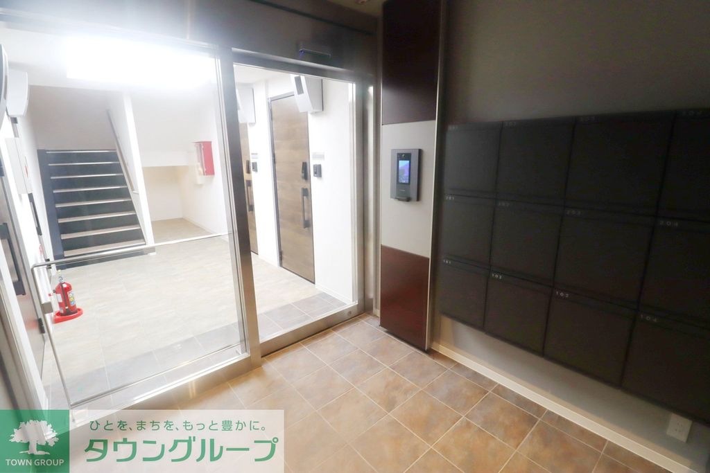 エントランス　エントランス