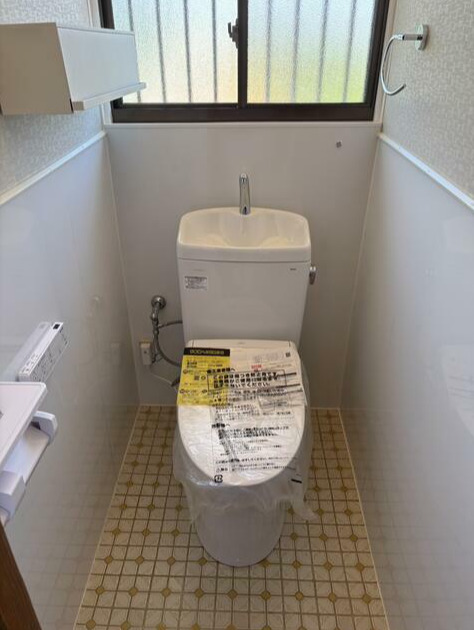 ＪＲ筑豊本線 若松駅 徒歩20分 2階建 築47年のトイレ写真