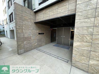 エントランス　エントランス