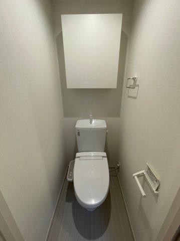 リブリ・御器所ザ・ファーストのトイレ写真