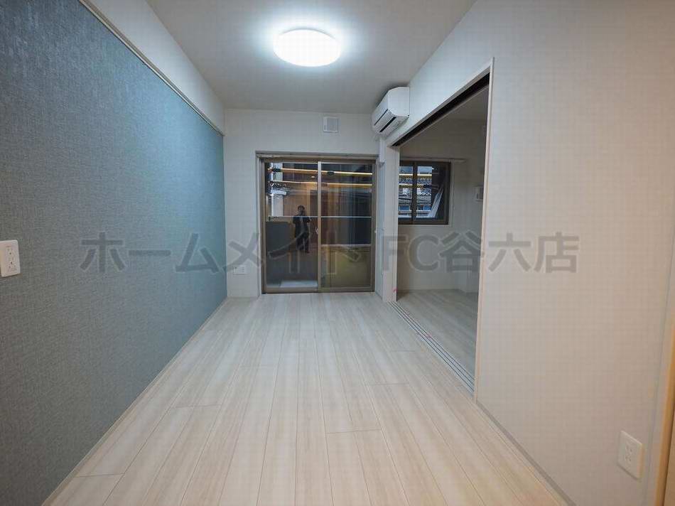 パークサイド本町の居間写真