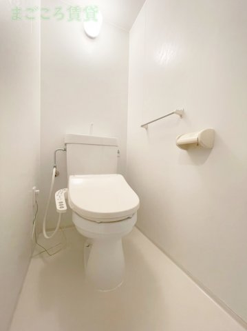 ドミール江戸堀のトイレ写真