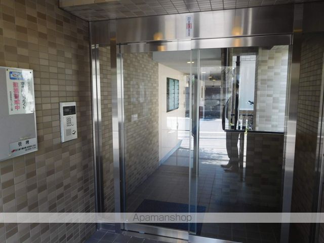 ＪＲ中央線 阿佐ケ谷駅 徒歩16分 3階建 築32年の外観写真