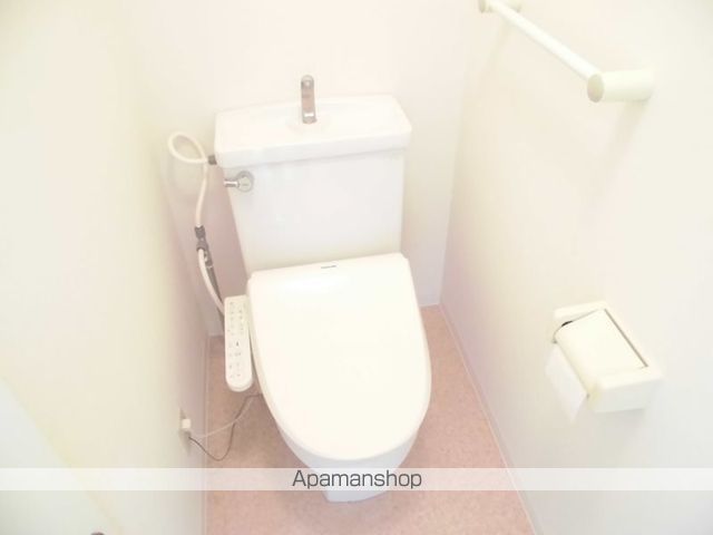 ＪＲ中央線 阿佐ケ谷駅 徒歩16分 3階建 築32年のトイレ写真
