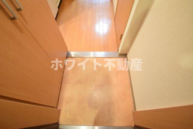 近鉄奈良線 大阪上本町駅 徒歩4分 12階建 築22年の玄関写真