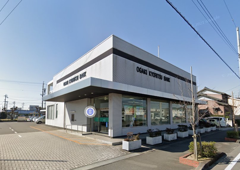 銀行　大垣共立銀行蟹江支店（銀行）まで503m