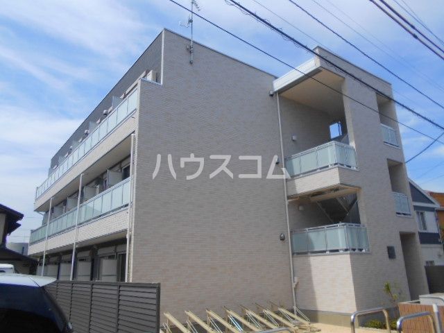リブリ・ラシーナIIの外観写真