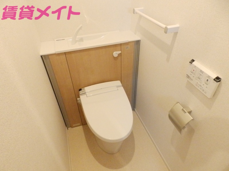 トイレ　別部屋参考写真です