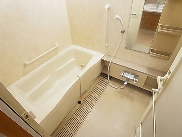 バス・シャワールーム　別部屋参考写真