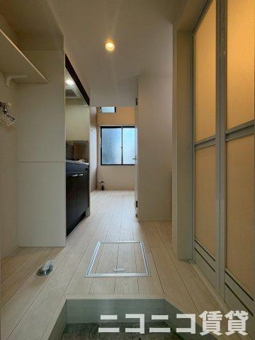 玄関　別号室イメージの為、現状を優先致します。