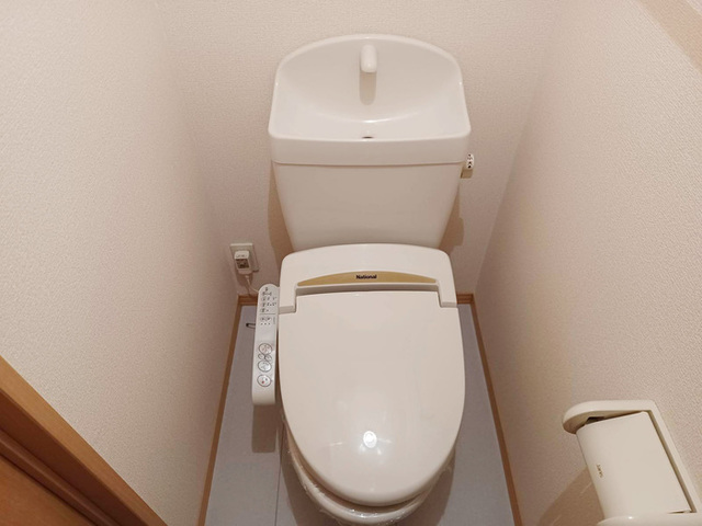 スタシオン東野・アクシス A棟のトイレ写真