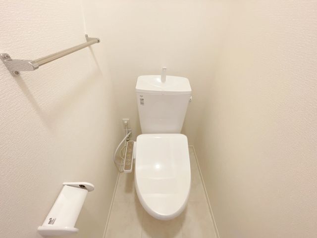 カーサココルン B棟のトイレ写真