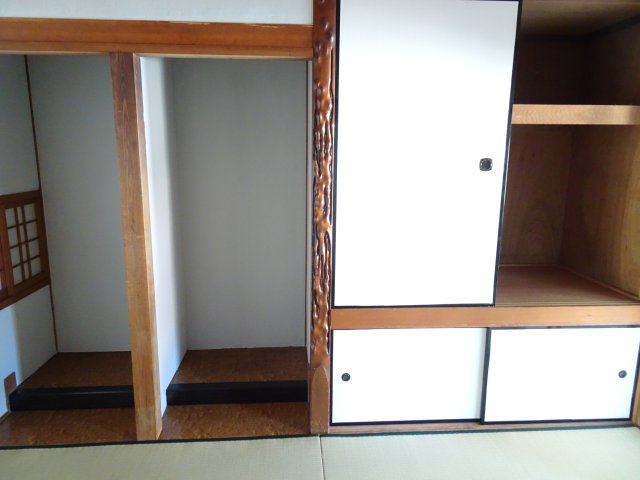 大垣市三津屋町戸建の内装写真
