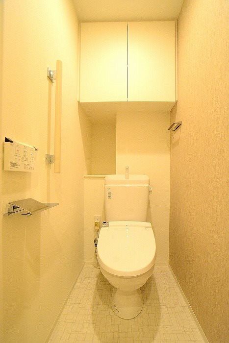 トイレ　落ち着いたトイレです
