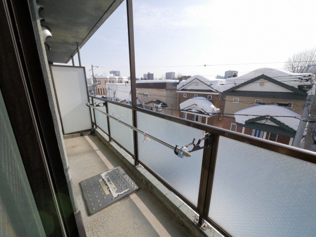 地下鉄東西線 西１８丁目駅 徒歩16分 7階建 築33年の内装写真