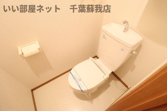 トイレ　ゆったりとした空間のトイレです
