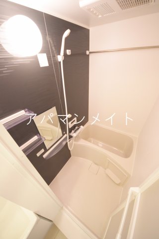 バス・シャワールーム　浴室乾燥機付き