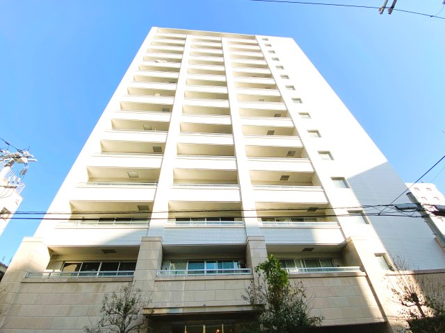 コスモリード谷町六丁目(旧名称:ドゥーエ谷町の外観写真