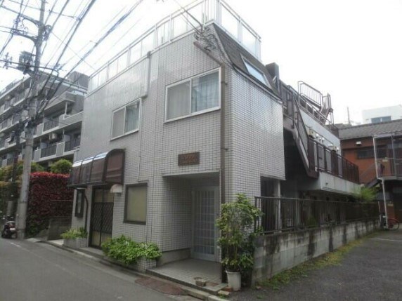東京メトロ丸ノ内線 中野坂上駅 徒歩5分 築38年
