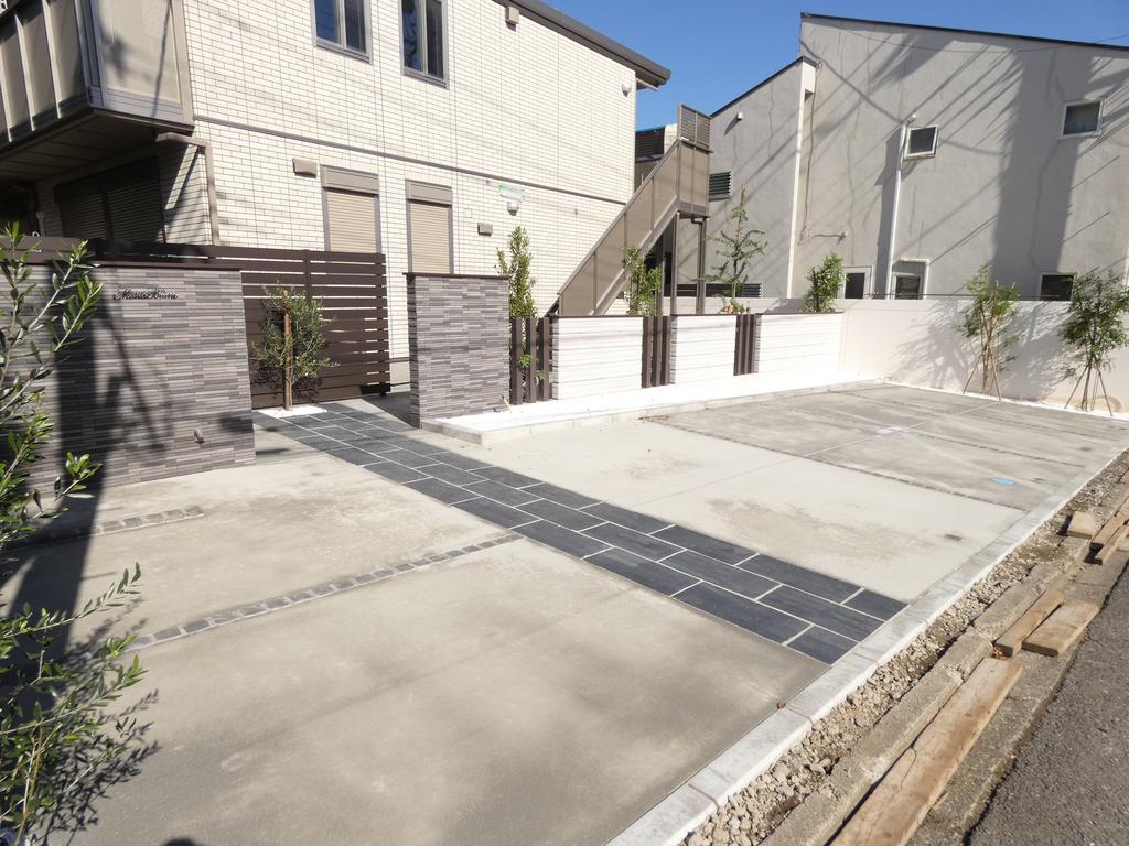 駐車場　駐車場