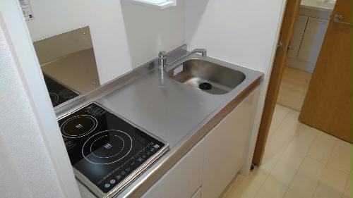 キッチン　*同タイプのイメージとなり、実際とは異なる場合がございます。