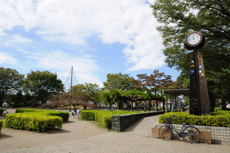 【川口市安行出羽のアパートの公園】