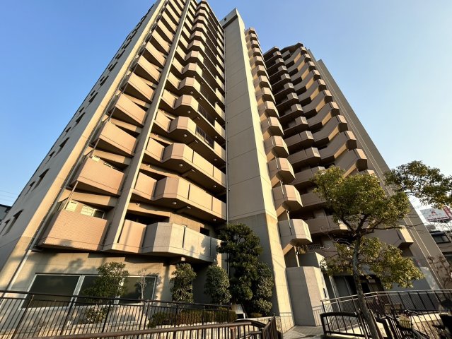 ミオス西灘の建物外観