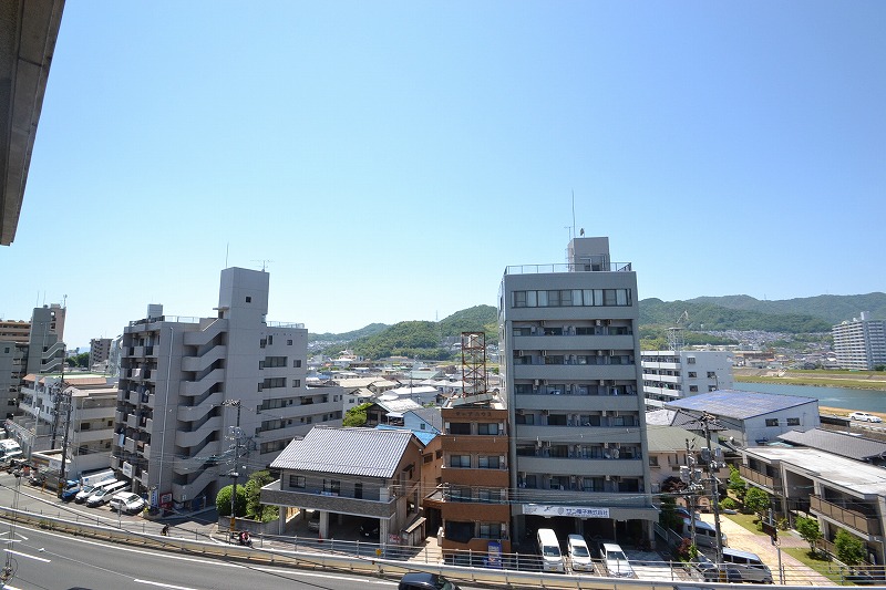 【広島市西区大芝のマンションの眺望】