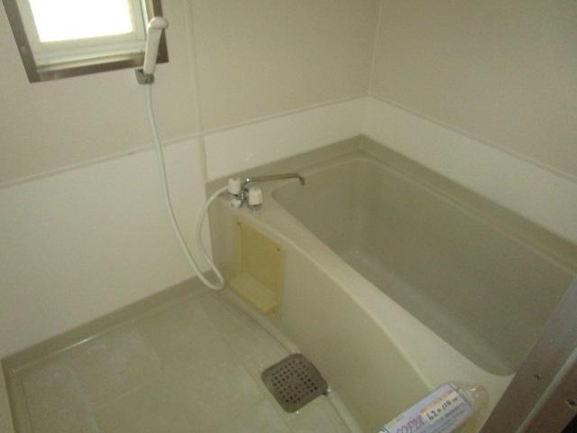 バス・シャワールーム　風呂