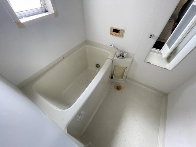 バス・シャワールーム　お風呂で日々の疲れを落としましょう