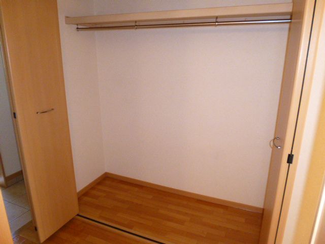 収納　廊下収納