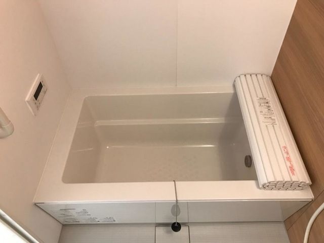 バス・シャワールーム　広めの追焚付きバスルーム