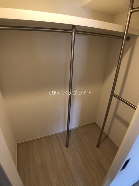 収納　ウォークインクローゼット