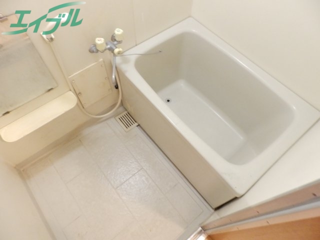 バス・シャワールーム　同型参考写真