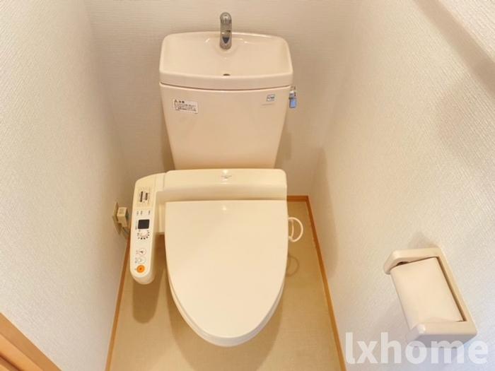 トイレ　コンパクトで使いやすいトイレです