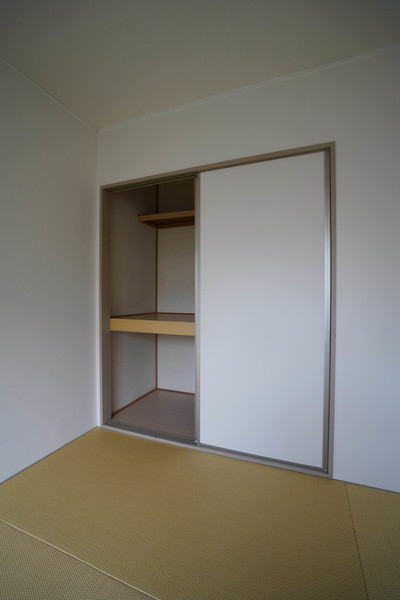 収納　同じ建物の別の部屋