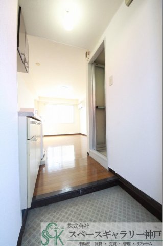 玄関　※お部屋により仕様が異なる場合があります※