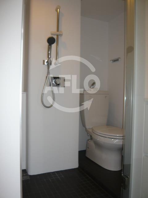 トイレ　是空難波西　トイレ