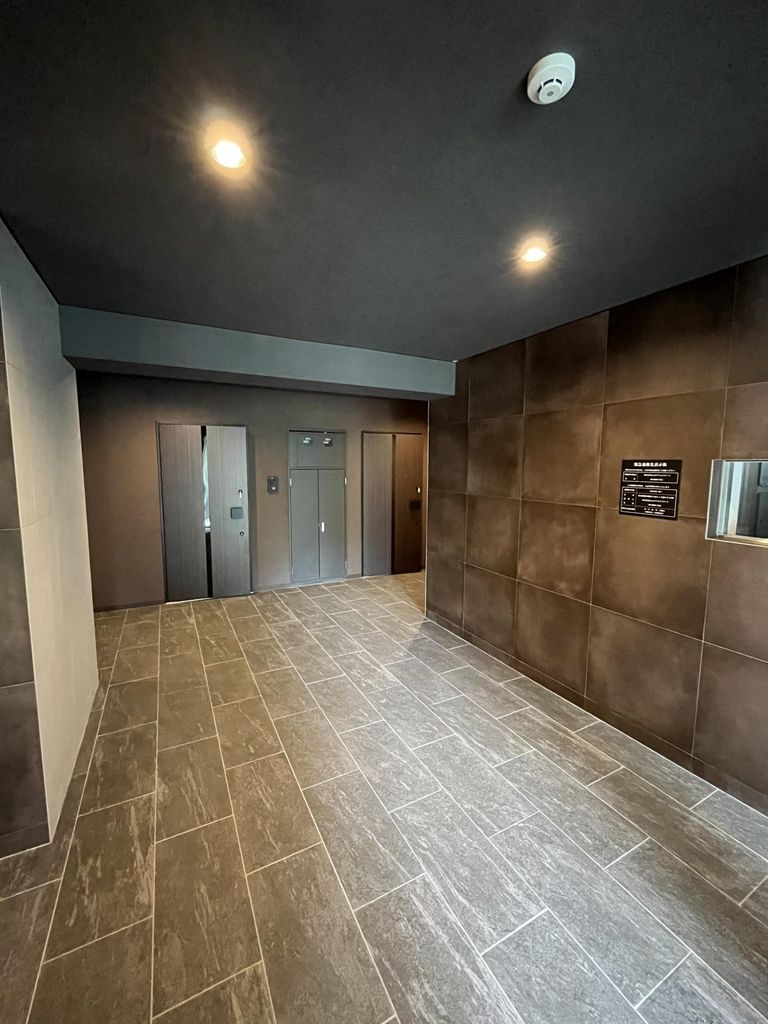 ロビー　エントランス