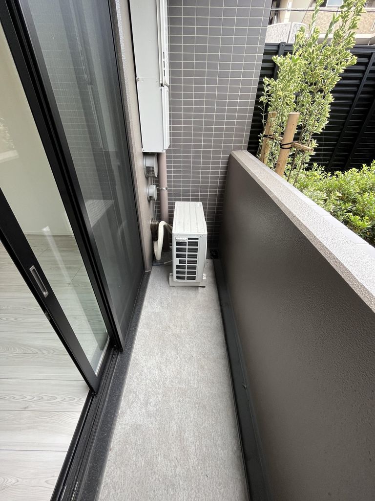 バルコニー　バルコニー